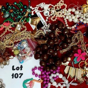 Jewelry Lot: Vintage to Modern Wearable, Fixable and Craft - Two Pounds! Lot 107
